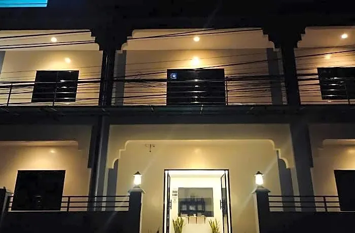 Oyo 781 Junie House
