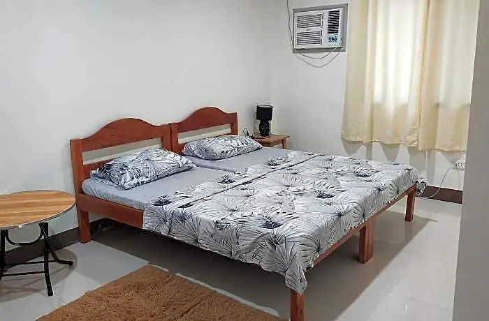 Hotell Oyo 781 Junie House