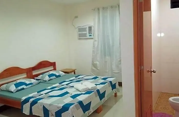 Oyo 781 Junie House ホテル 3*